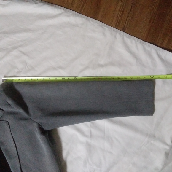 Classic Gray Women's Blazer - Picture 4 of 10